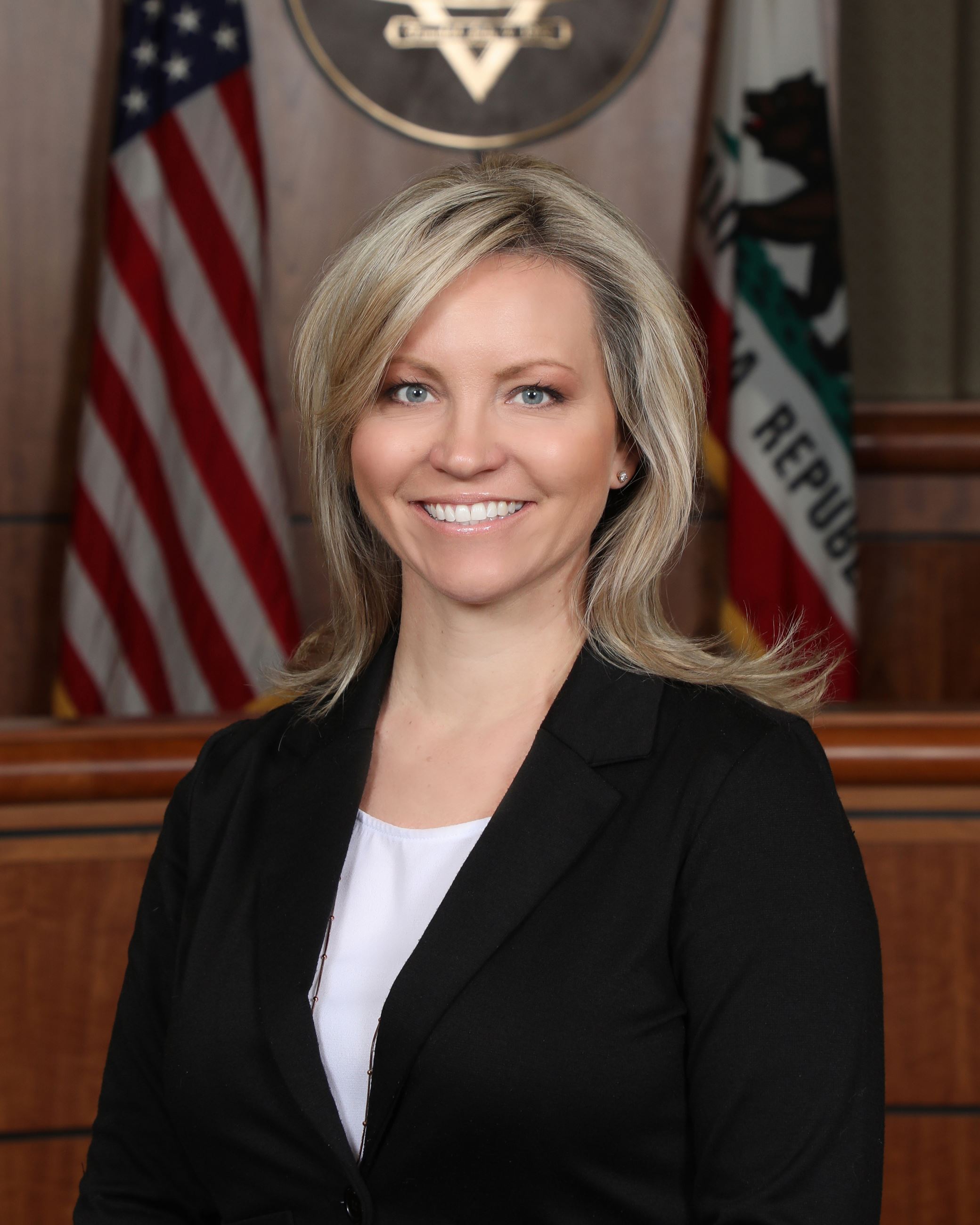 FISHER (ZETTEL)_LAURA